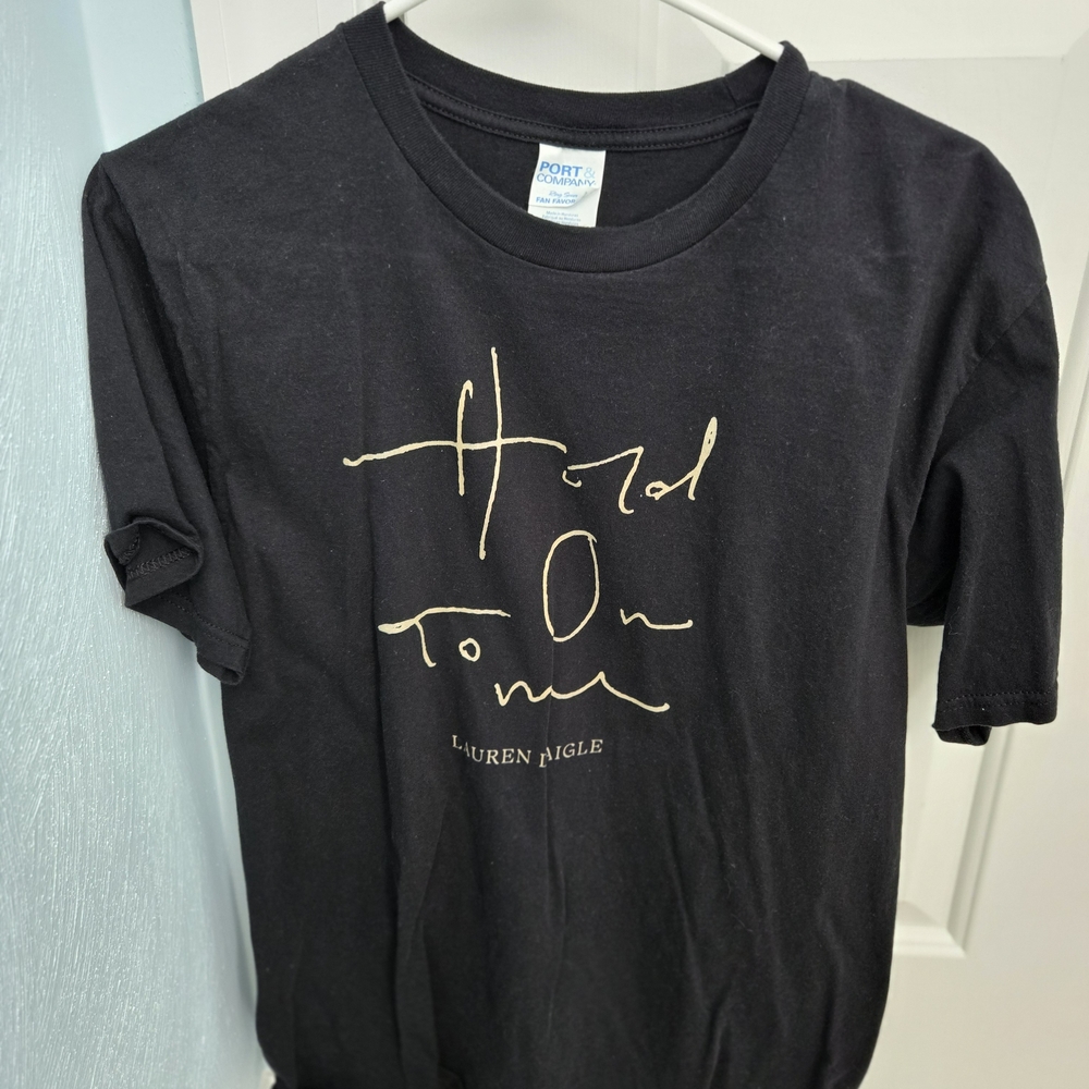 Lauren Daigle Concert T-shirt, "Hold On To Me" Branc New, Size Medium